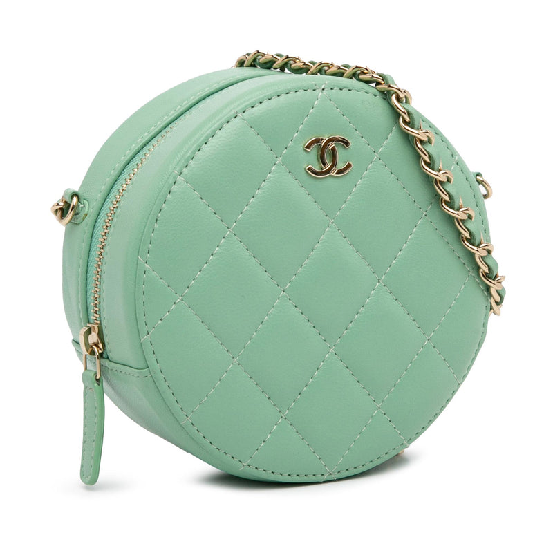 Chanel Quilted Lambskin Round Crossbody (SHG-WBU4Wu)