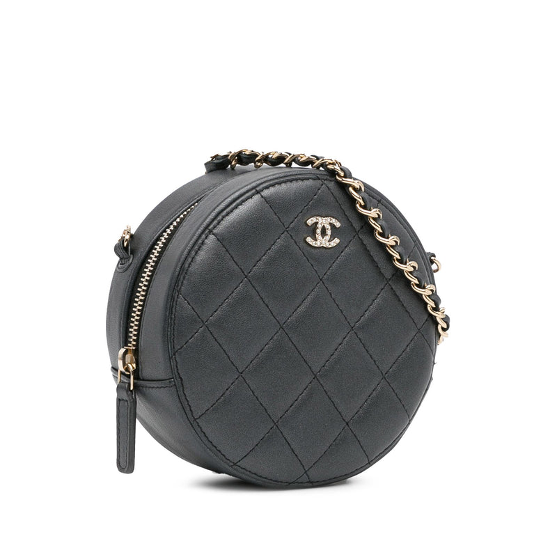 Chanel Quilted Lambskin Round Pearl Clutch with Chain (SHG-57ukAg)