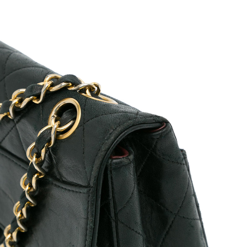 Chanel Quilted Lambskin Shoulder Bag (SHG-EufAHk)