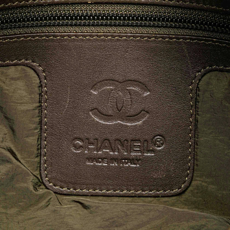 Chanel Quilted Nylon Coco Cocoon Hobo (SHG-nkGhWx)