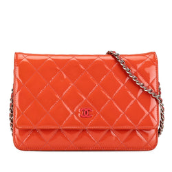 Chanel Quilted Patent Wallet On Chain (SHG-lcx1QN)