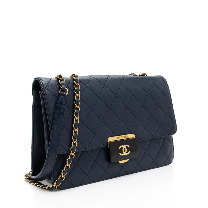 Chanel Sheepskin Beauty Lock Medium Flap Bag (SHF-2vXxjF)