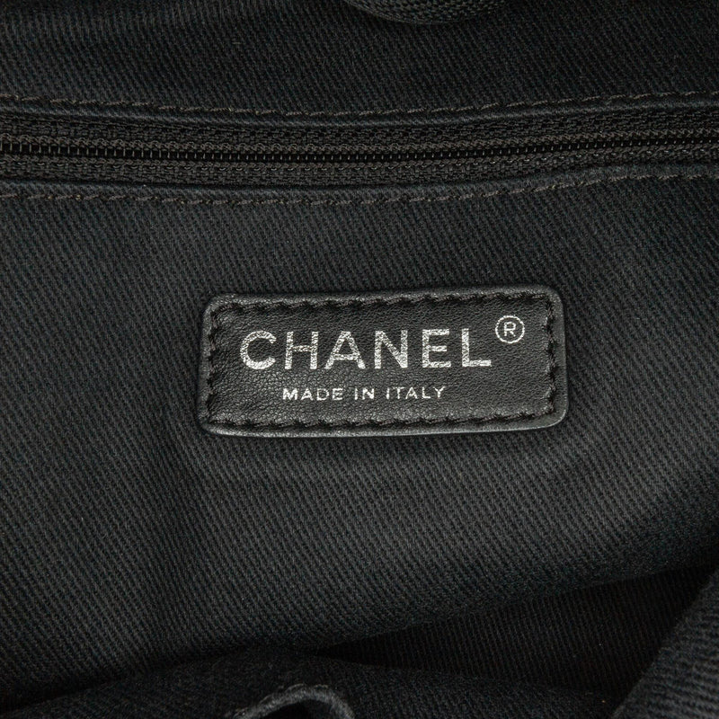 Chanel Small Canvas Deauville Tote (SHG-2dZaWO)