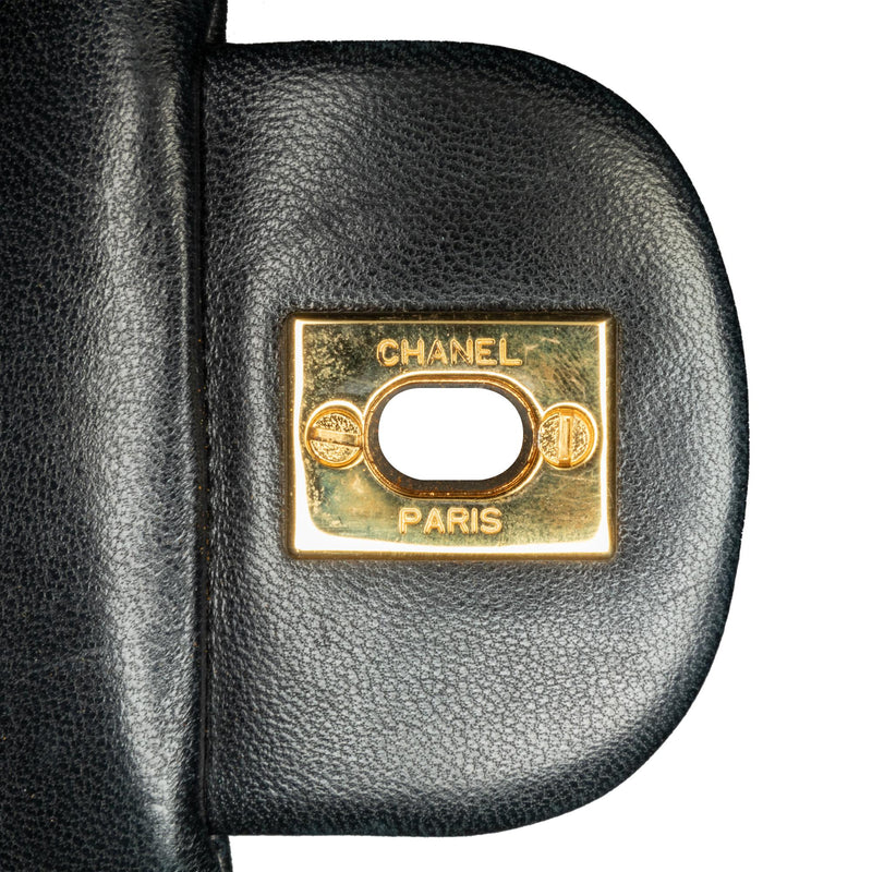 Chanel Small Classic Lambskin Double Flap (SHG-e2qOYF)