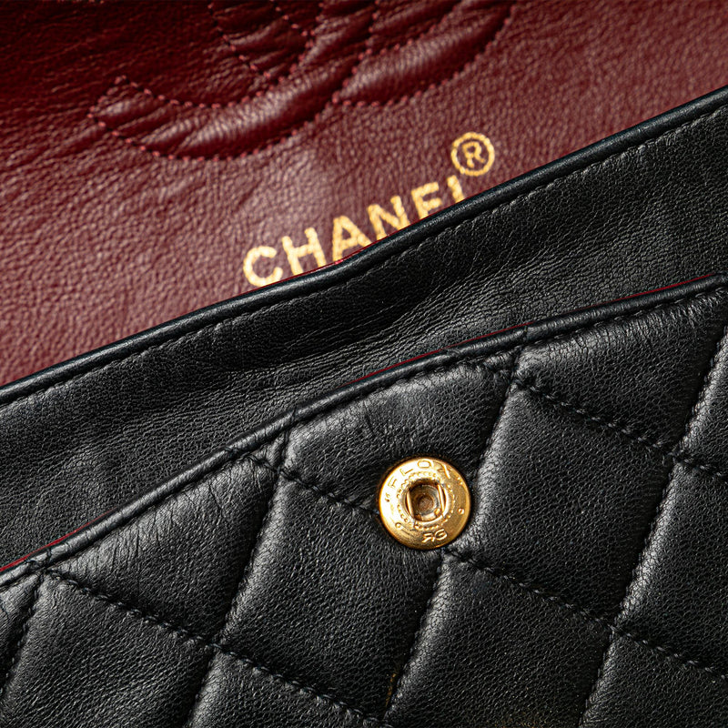 Chanel Small Classic Lambskin Double Flap (SHG-8UzqiL)