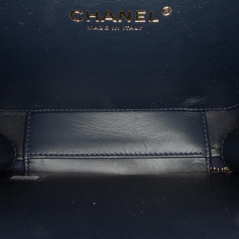 Chanel Small Jersey CC Filigree Vanity Case (SHG-BKQMVd)