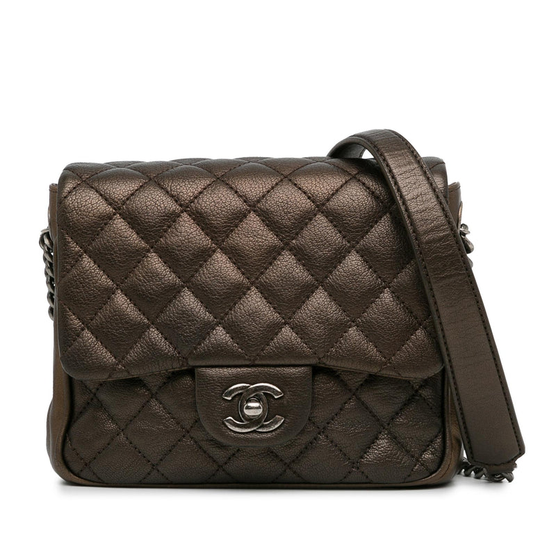 Chanel Small Metallic Goatskin Rock in Rome Flap (SHG-U8bYRV)