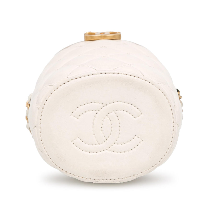 Chanel Small Quilted Lambskin Crown Box Bag (SHG-SRTV1w)