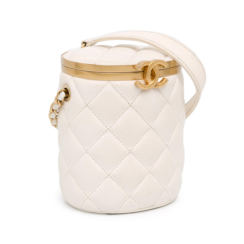 Chanel Small Quilted Lambskin Crown Box Bag (SHG-SRTV1w)