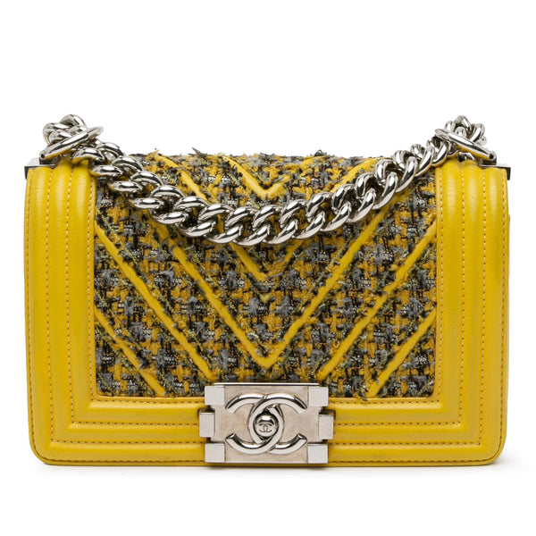 Chanel Small Tweed and Lambskin Chevron Boy Flap (SHG-6vNjyY)