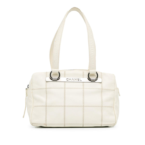 Chanel Square Stitch LAX Bowler Bag (SHG-MakcWZ)