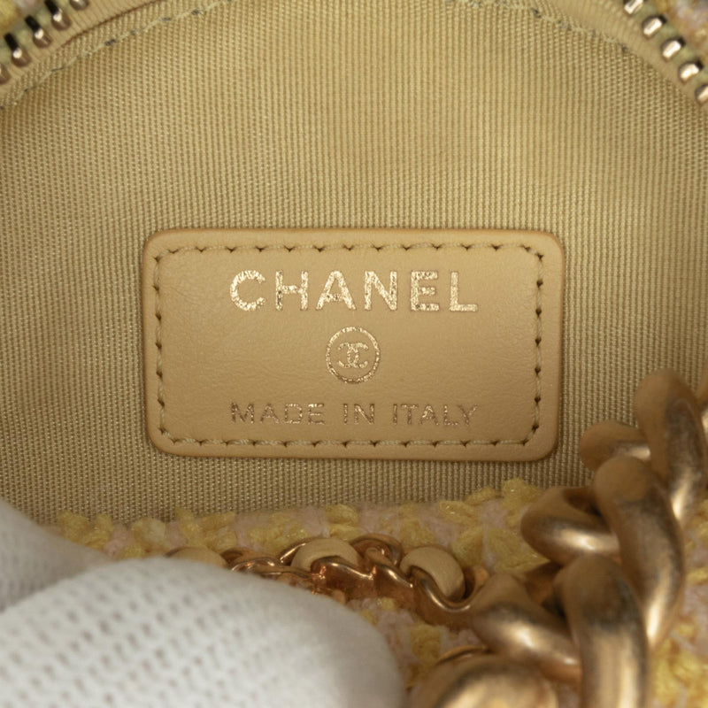 Chanel Tweed 19 Round Clutch with Chain (SHG-9fV90G)