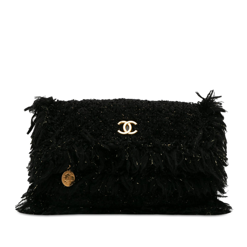 Chanel Tweed Fringe Paris Cosmopolite Clutch (SHG-ZGXyrX)