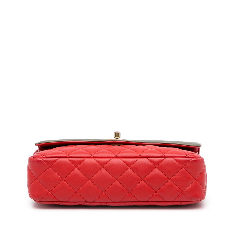 Chanel Two-Tone Day Flap (SHG-hVVcNB)