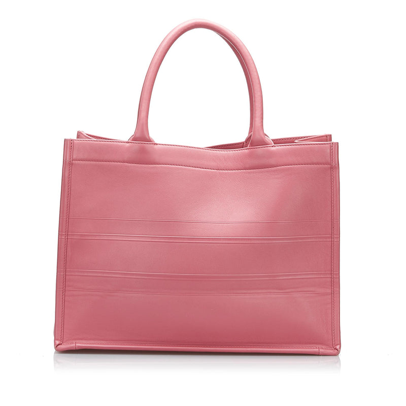 Dior Medium Embossed Book Tote (SHG-Isto1C)