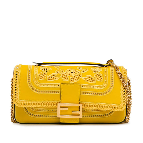 Fendi Embroidered Lace Chain Baguette (SHG-4HTojz)