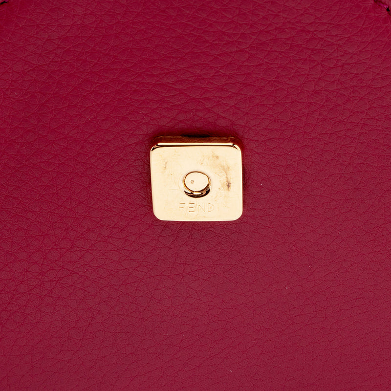 Fendi Leather 2Jours Envelope Clutch (SHF-tw1GaP)