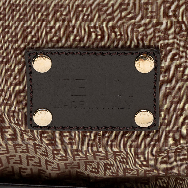 Fendi Nylon Zucchino Messenger (SHF-krqVCN)