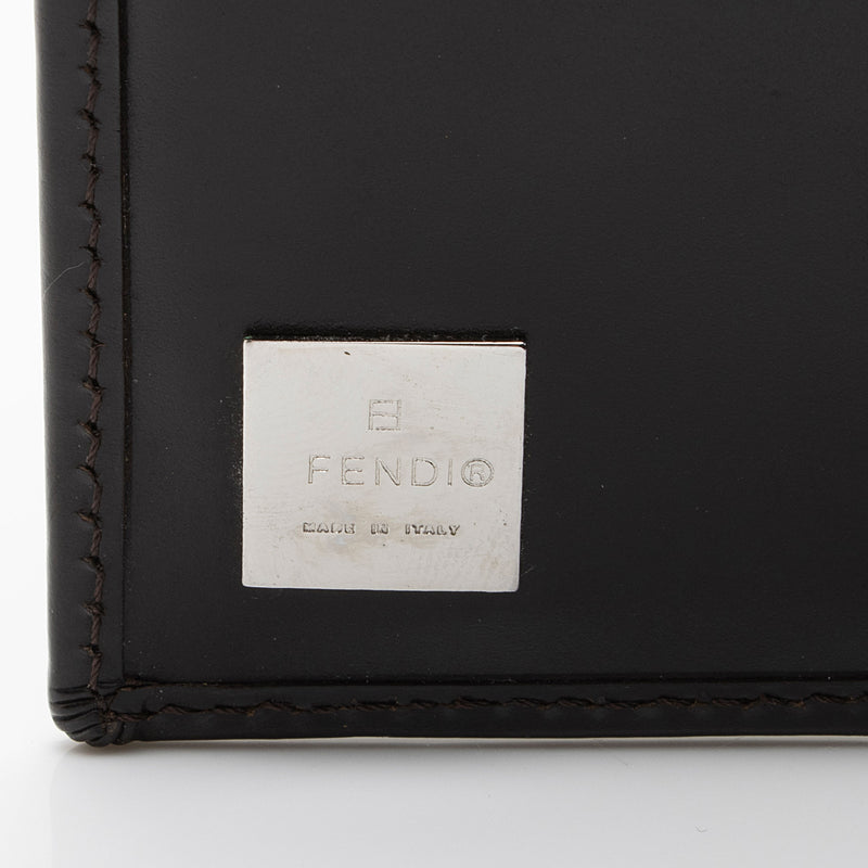 Fendi Vintage Zucca Bifold Kiss-Lock Compact Wallet (SHF-22375) – LuxeDH
