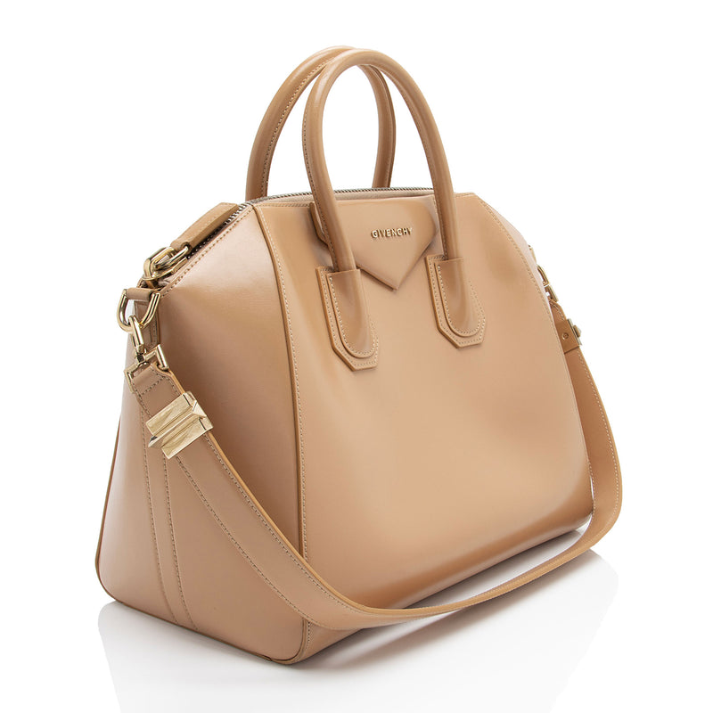 Givenchy Calfskin Antigona Medium Satchel (SHF-WStWkW)