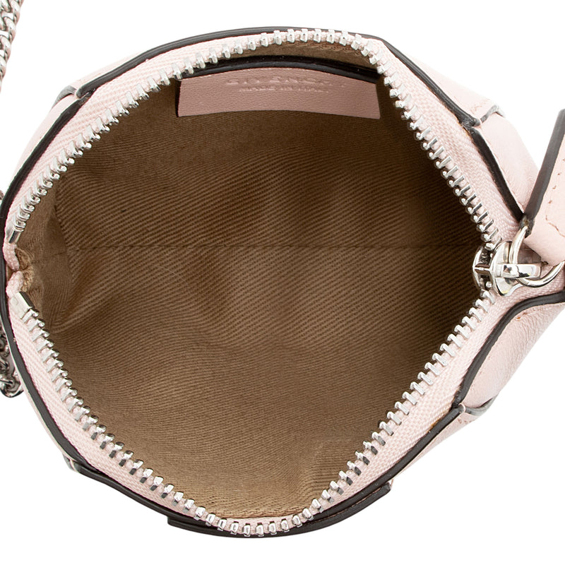 Givenchy Sugar Goatskin Antigona Baby Crossbody (SHF-NccjMW)