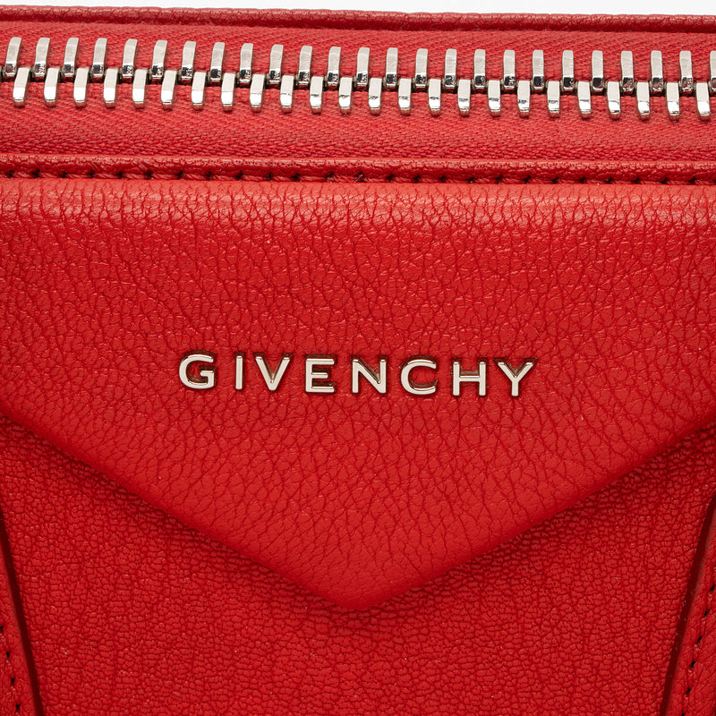 Givenchy Sugar Goatskin Antigona Small Satchel (SHF-euBtqg)