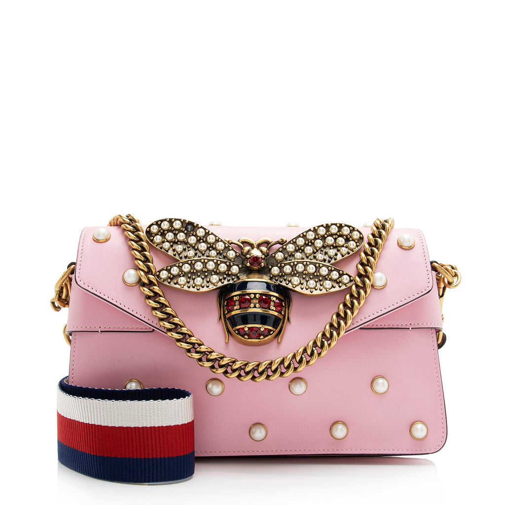 Stunning Gucci Bee purse | Evening purse, Purses, Bee purse