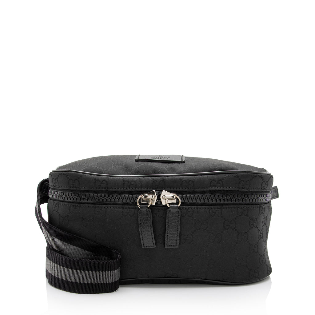Gucci GG Canvas Belt Bag (SHG-27856) – LuxeDH