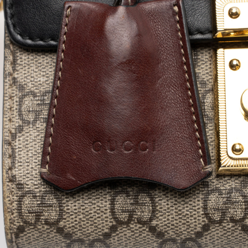 Gucci GG Supreme Small Padlock Shoulder Bag (SHF-wWXgdi)