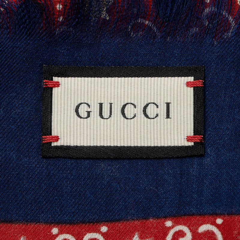 New Gucci GG Monogram Stars and Hearts Neck Silk Scarf