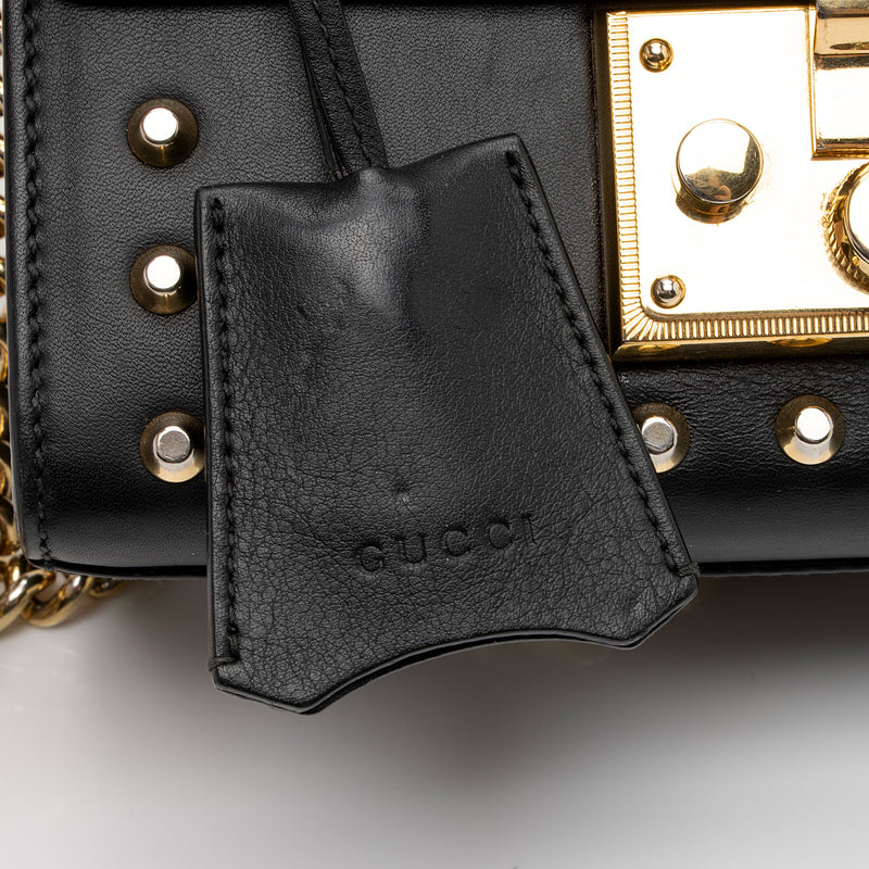 Gucci Pearl Embellished Leather Padlock Small Shoulder Bag (SHF-aixUmI)