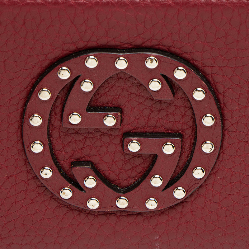 Gucci Studded Leather Soho Zip Around Wallet (SHF-FBG49z)