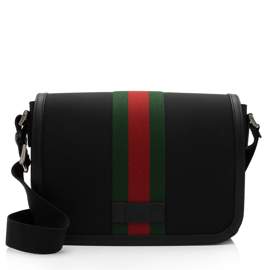 Gucci GG Supreme Classic Flat Medium Messenger Bag (SHF-rHNsr9