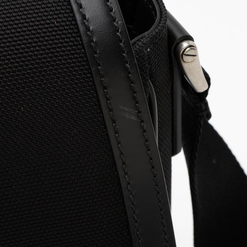 Gucci Techno Canvas Web Flap Messenger Bag (SHF-TK0IAS) – LuxeDH