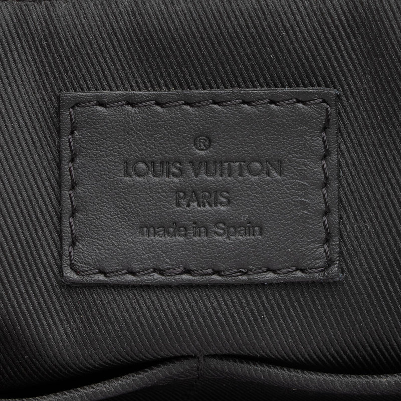 Louis Vuitton Calfskin Aerogram Takeoff Messenger Bag (SHF-QgVacu) – LuxeDH