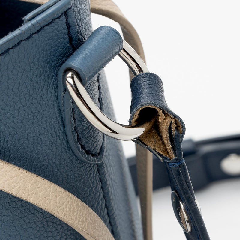 Louis Vuitton Lockme Bucket Greige – StyleHill