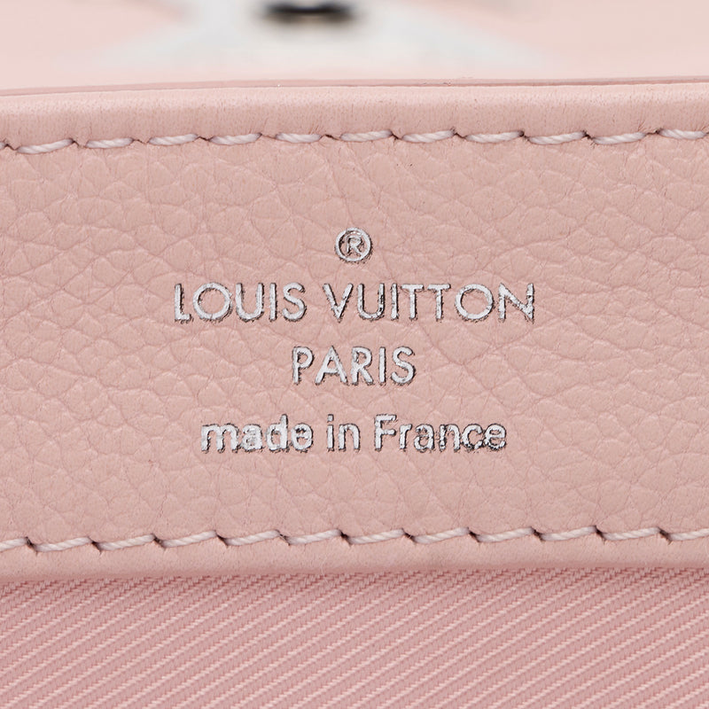 Louis Vuitton Eyelet LockMe II BB (SHG-hm4yM3) – LuxeDH