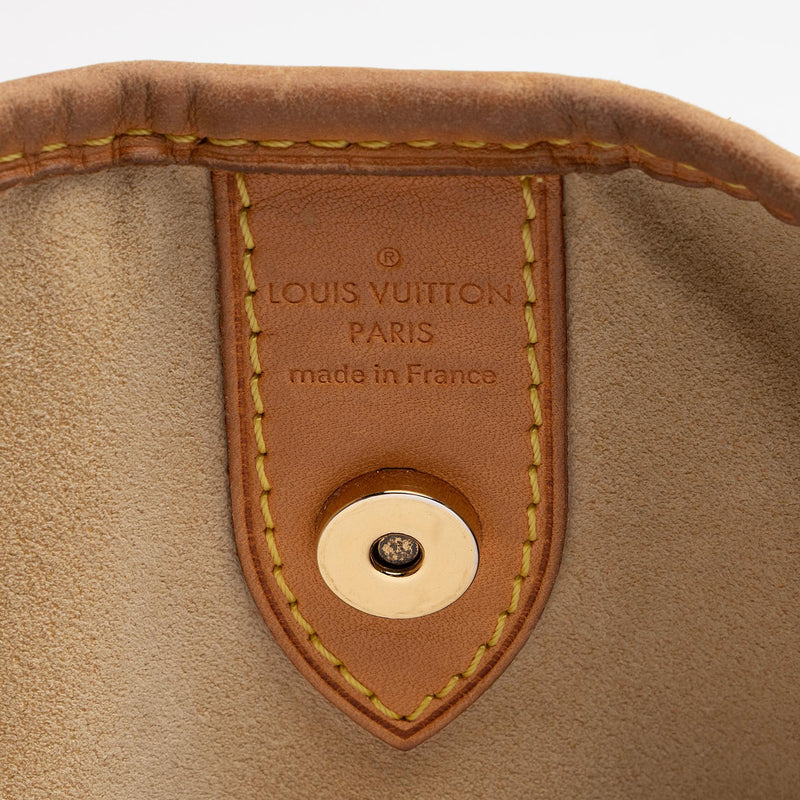 Louis Vuitton Monogram Canvas Gaia Shoulder Bag (SHF-21605) – LuxeDH