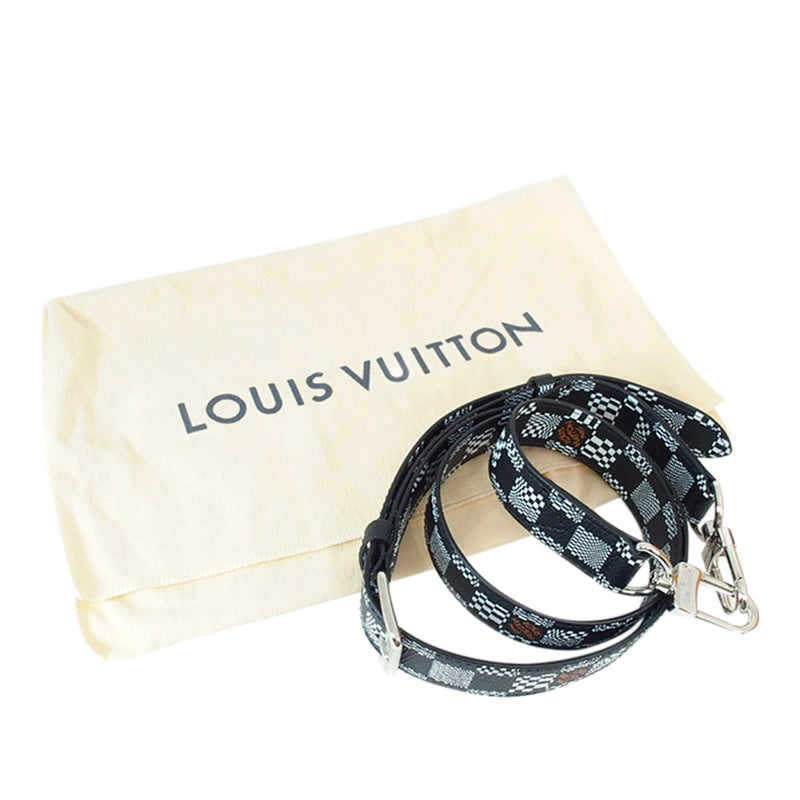 Louis Vuitton Monogram Vertical Soft Trunk (SHG-37561) – LuxeDH