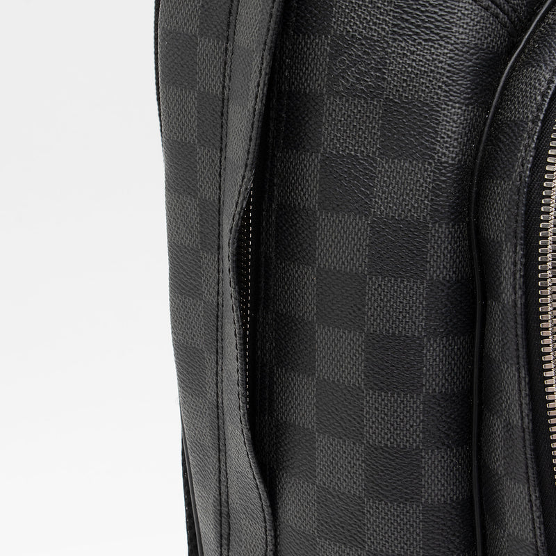 Louis Vuitton Damier Graphite Mick MM Messenger Bag (SHF-18189) – LuxeDH