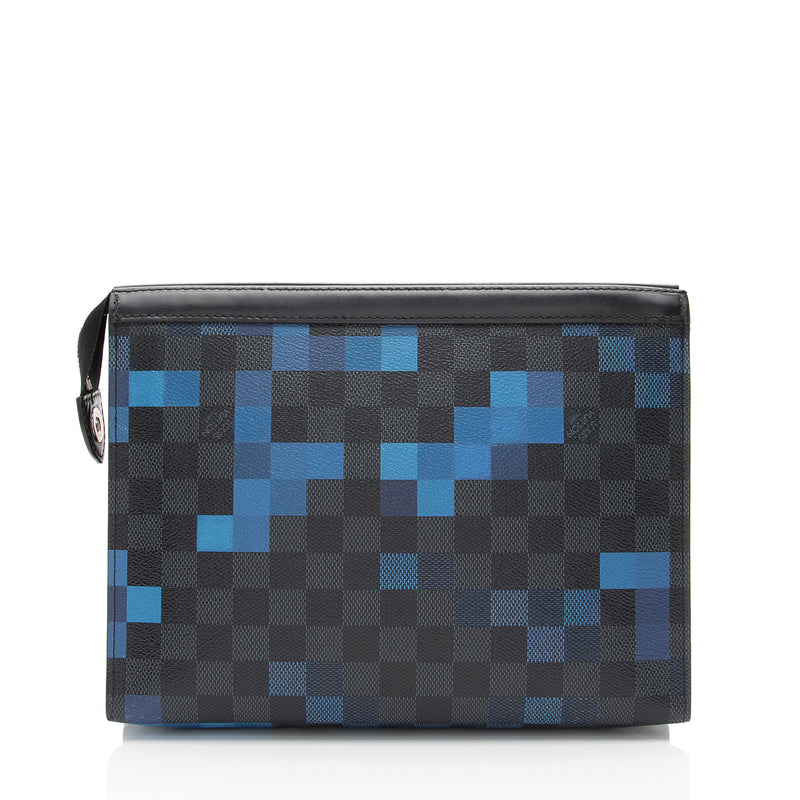 Louis Vuitton Damier Graphite Pixel Voyage MM Pochette (SHF-rIY7JF)