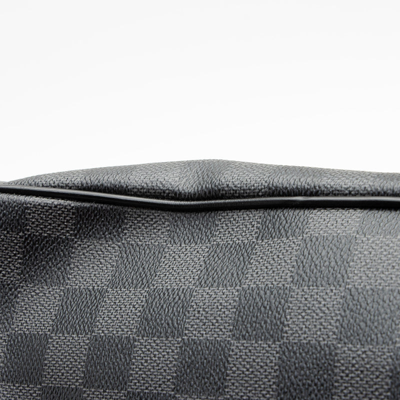 Louis Vuitton Damier Graphite Tadao PM Tote (SHF-HIaEwA)