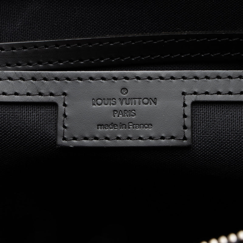 Louis Vuitton Damier Graphite Tadao PM Tote (SHF-HIaEwA)