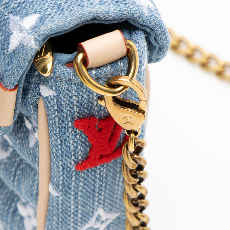 Louis Vuitton Denim New Wave Chain Pochette (SHF-PjBF2b)