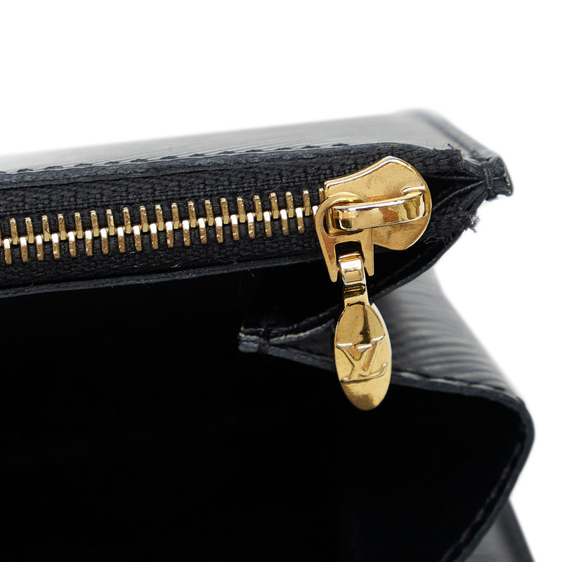 Louis Vuitton Epi Twist Love Lock Chain Wallet (SHG-WDV2bU) – LuxeDH