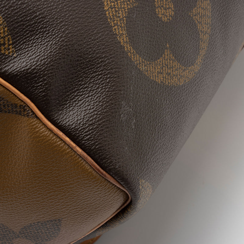 Louis Vuitton Giant Monogram Canvas Keepall Bandouliere 50 Duffle Bag –  LuxeDH
