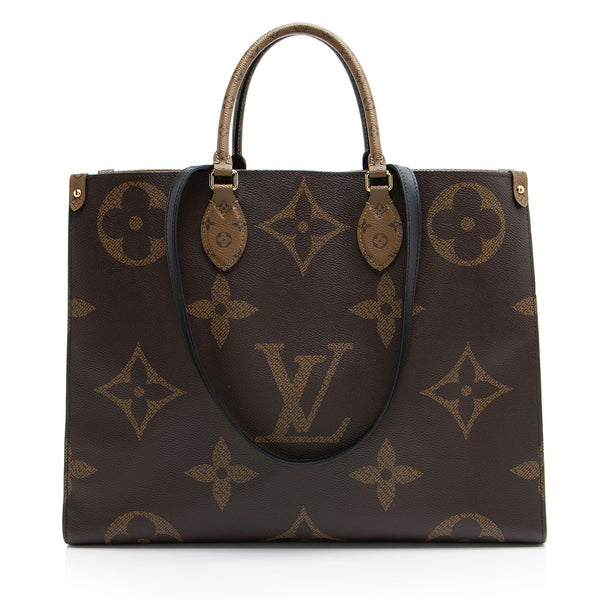 Louis Vuitton Giant Monogram Canvas Onthego GM Tote (SHF-4ApHXW)