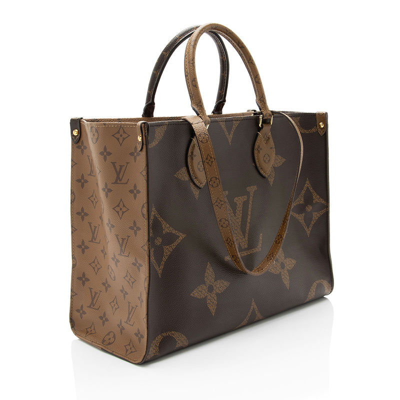 Louis Vuitton Giant Monogram Canvas Onthego MM Tote (SHF-gi6XTz)