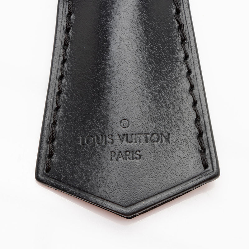 Louis Vuitton Leather Clochette (SHF-lzzQla) – LuxeDH