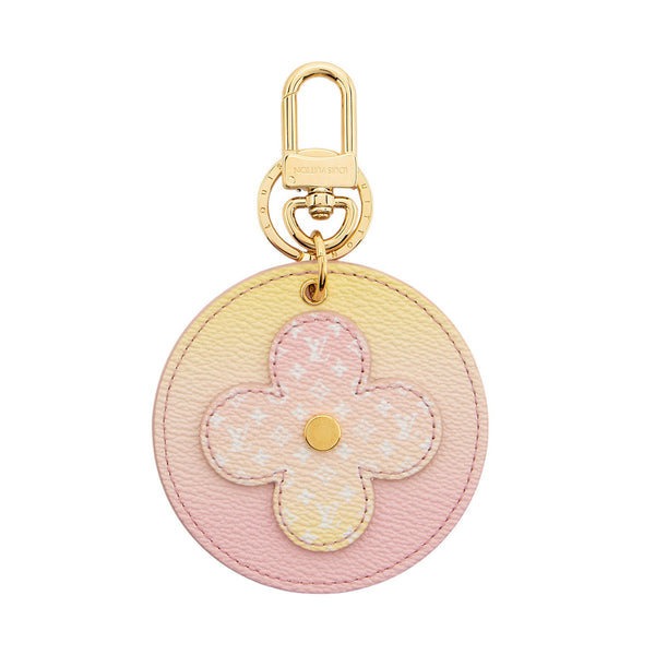 Louis Vuitton Limited Edition Giant Monogram Canvas By The Pool Bag Charm (SHF-dP4tNz)